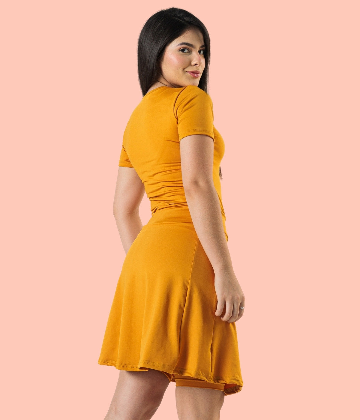 Conjunto Aesthetic Short Saia e Camiseta
