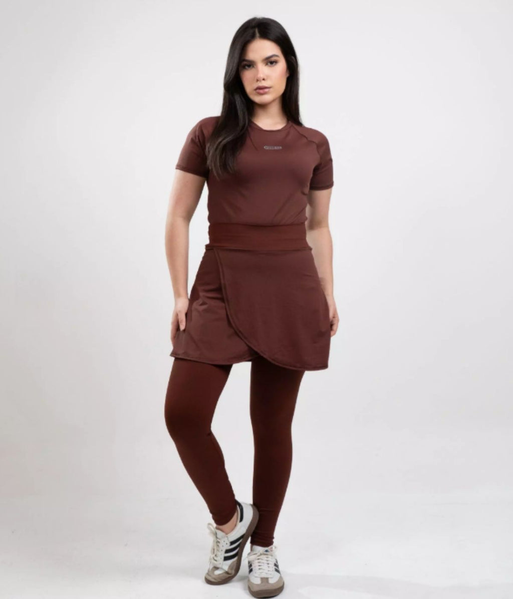 Calça Saia e Camiseta - Conjunto Moments